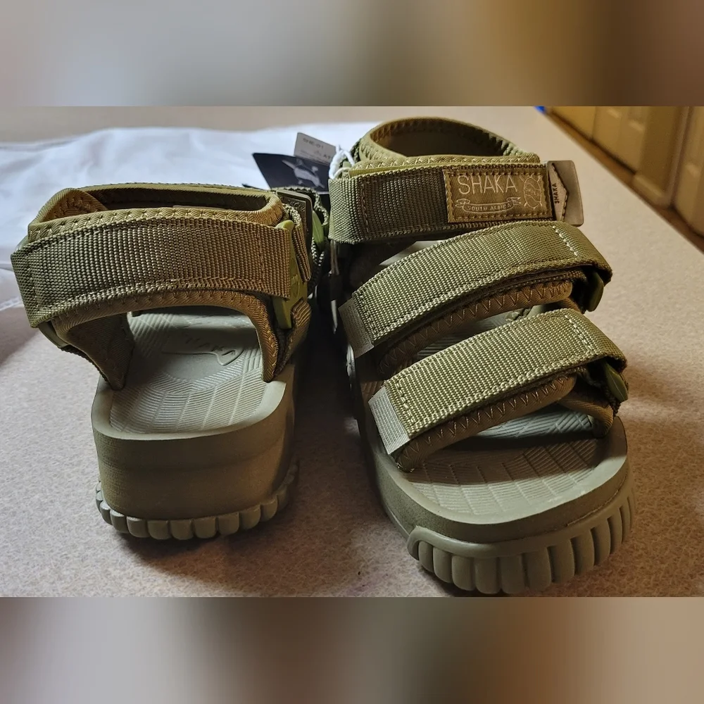 SANDALS - Picture 2 of 10